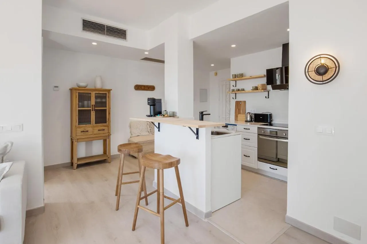 아파트 Luminoso Apartamento En Andalucia Del Mar 마르베야