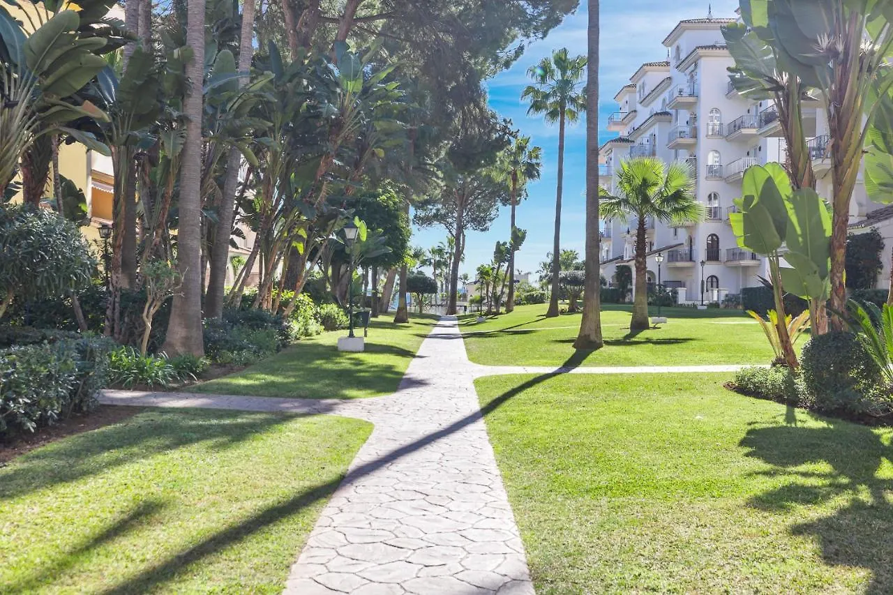 아파트 Luminoso Apartamento En Andalucia Del Mar 마르베야
