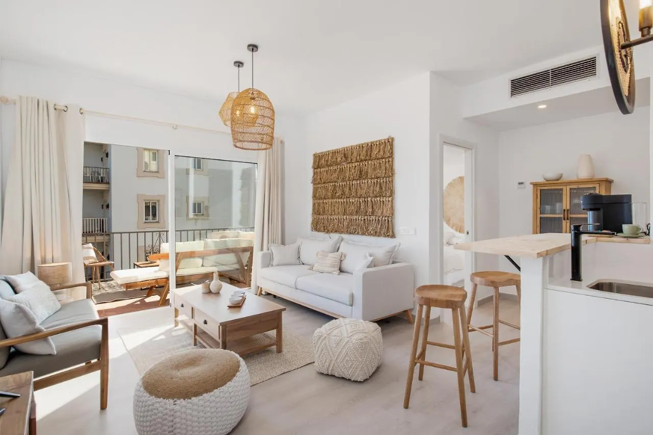 Luminoso Apartamento En Andalucia Del Mar Marbella Spain