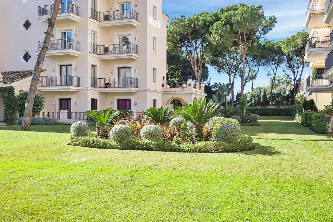 Luminoso Apartamento En Andalucia Del Mar Marbella Spain